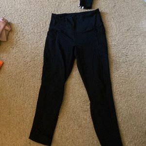 90 degree leggings! With pockets!